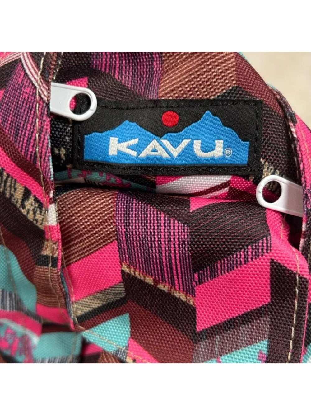 Kavu Rope Slingbag Crossbody Travel Hiking Outdoors Beach